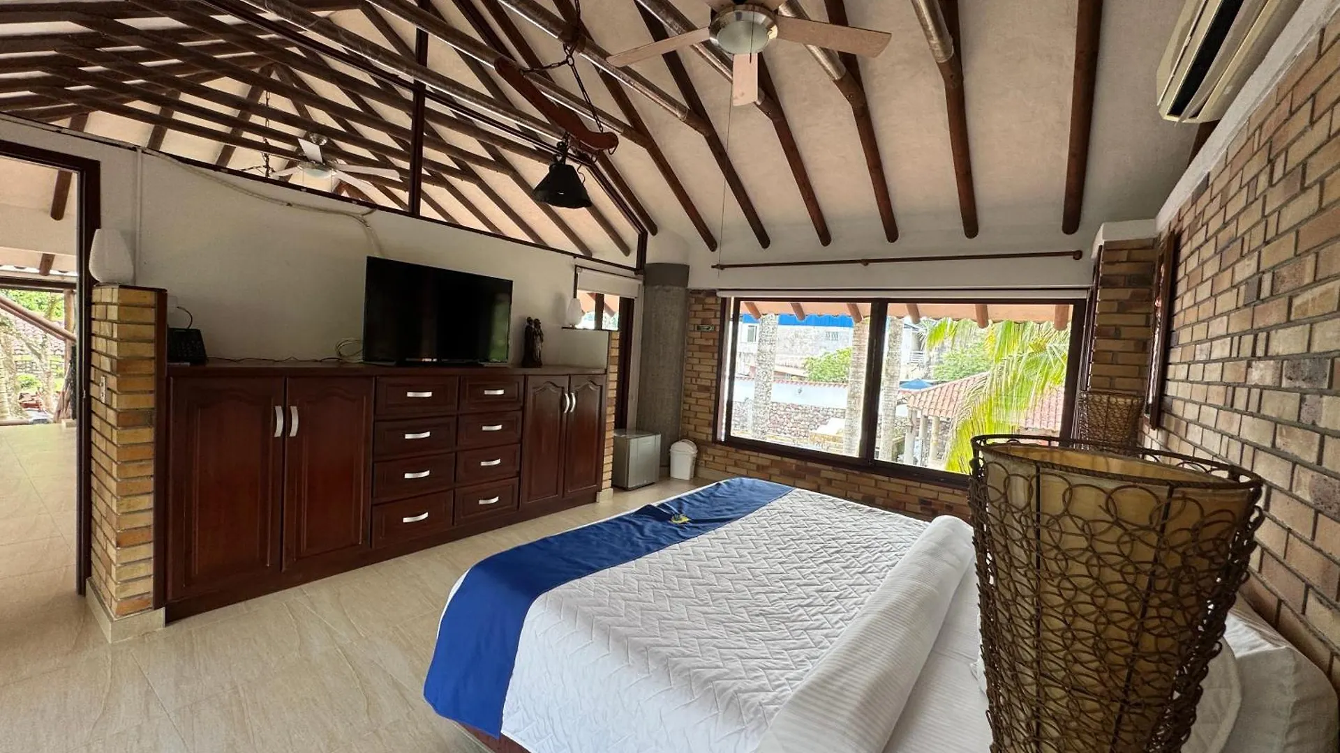 Hotel Boutique Villas De San Sebastian La Palmera 3*,